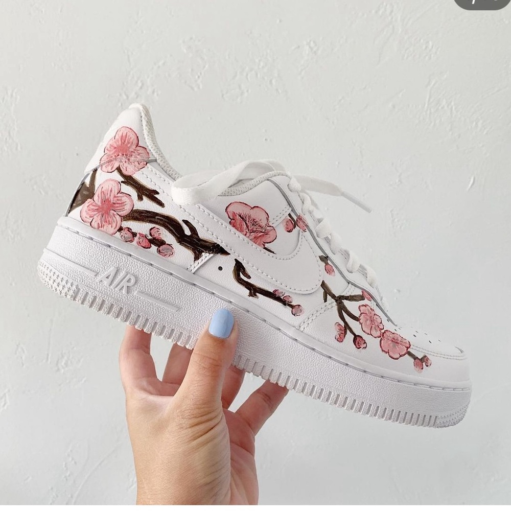 Custom painted Nike AF1s